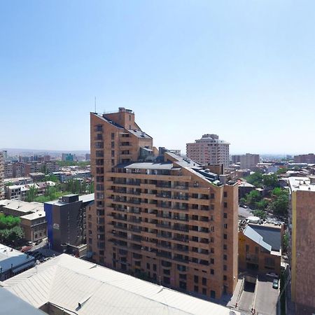 Stay Inn Apartments On Amiryan 26/4 Erywań Zewnętrze zdjęcie