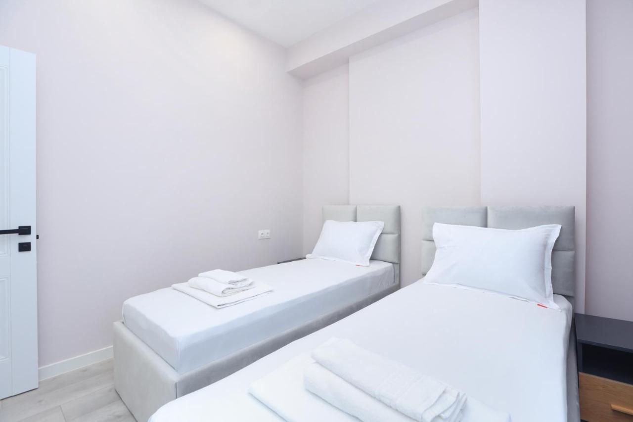 Stay Inn Apartments On Amiryan 26/4 Erywań Zewnętrze zdjęcie